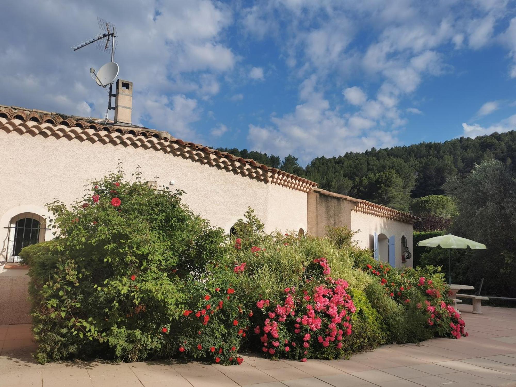 Vila Le Loriot Auriol Exteriér fotografie